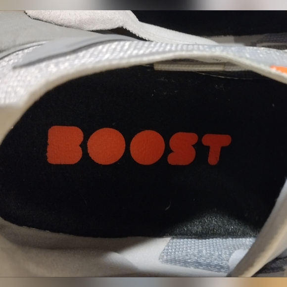 BOOST ADIDAS SNEAKERS - Picture 4 of 8